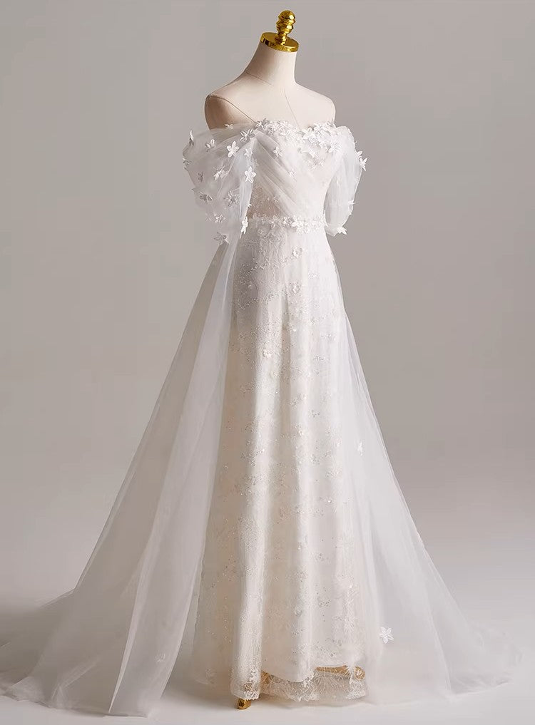 A line Style Dress with Floral Embellishments Wedding Dress