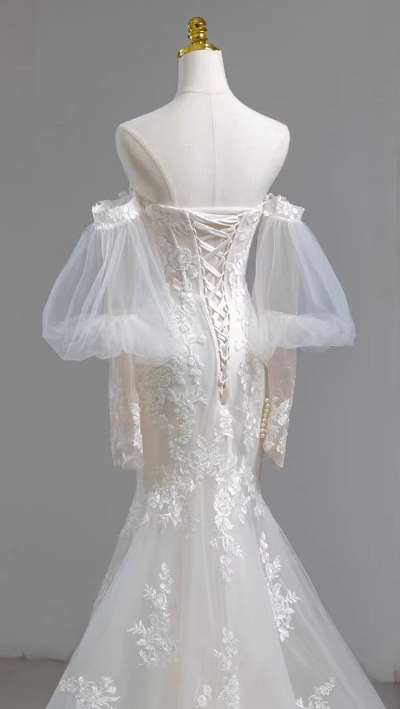 Lace Mermaid Wedding Dress with Detachable Sleeves