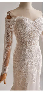 Lace Sweetheart Neckline Wedding Dress